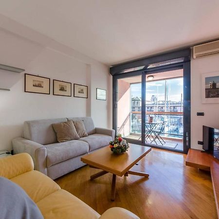 Joivy Exclusive Seaview Flat For 4, In Central Genoa Apartment Exterior photo